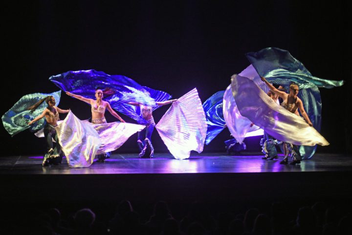 Primera Función del Mes Internacional de la Danza llenó de colorido al «Cervantes»