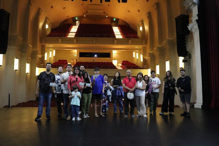 Continúan visitas guiadas al Teatro Regional Cervantes