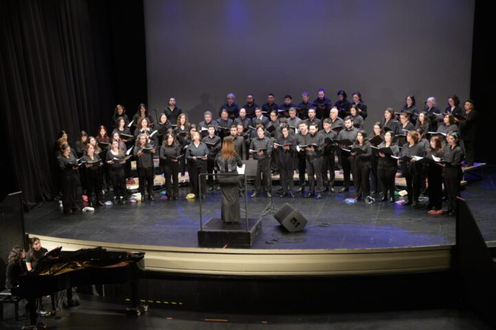 Agrupación Coral de Los Ríos celebra a la Región con la Cantata «Otro Viento Cantará» -DÍA 1-